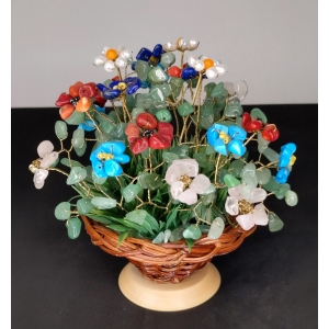 Букет полевые цветы из авантюрина, аметиста, жемчуга, коралла, лазурита, оникса, сердолика, хаолита, цитрина в корзинке - цветы из камня 