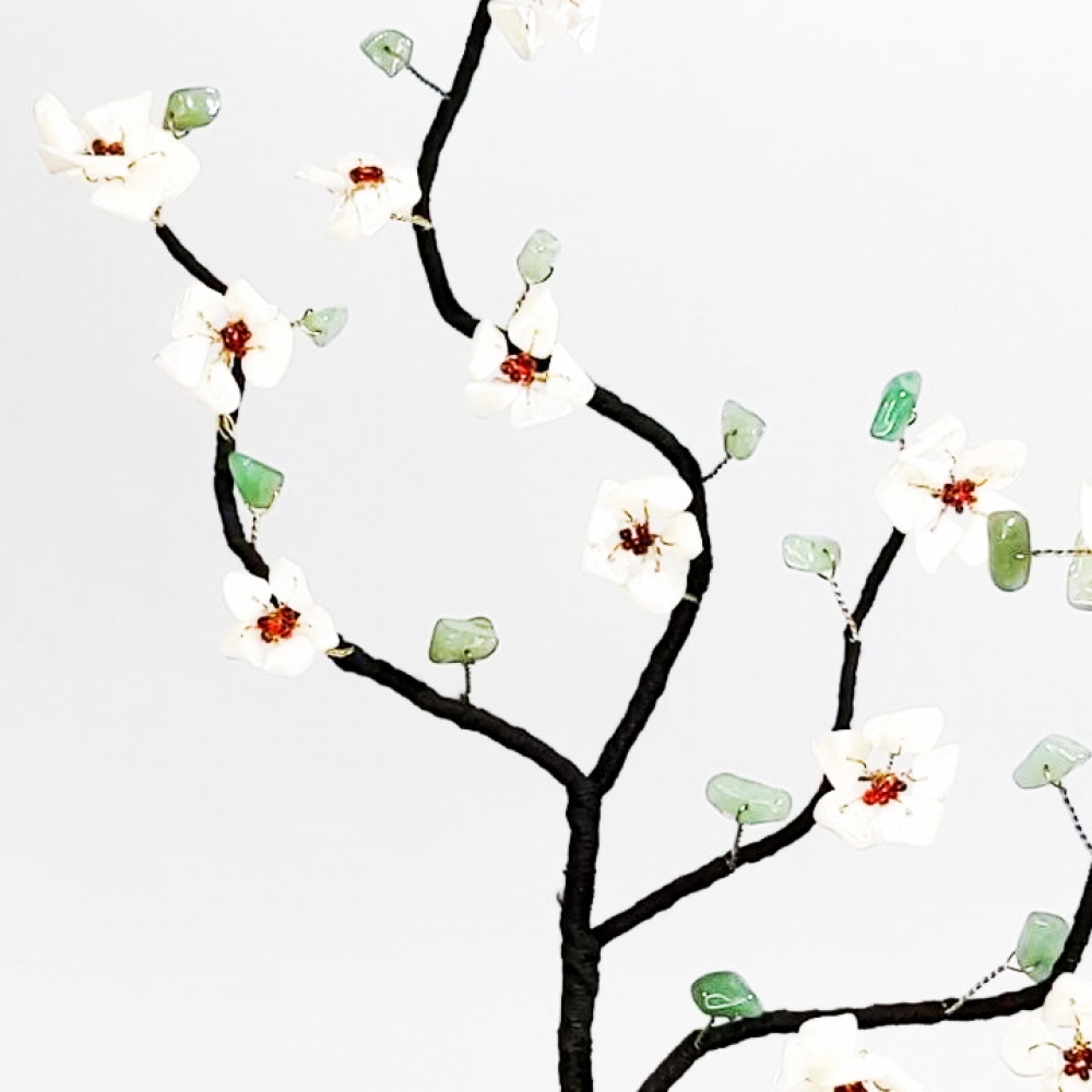 Цветущая ветка -Цветочный вальс- из перламутра и авантюрина - цветы из камня