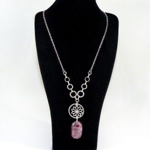 Кулон - подвеска из эвдиалита на цепи - 48 см