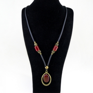 Кулон - подвеска из яшмы на шнуре - 54 см