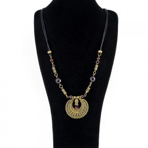 Кулон - подвеска из граната на шнуре - 56 см