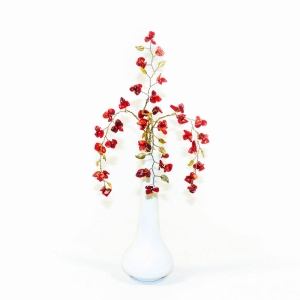 Кораллы в белой вазе - цветы из камня