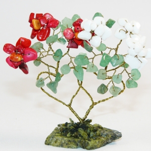 Букет роз -Мелодия любви- из агата, коралла и авантюрина  - изящность и нежность - цветы из камня